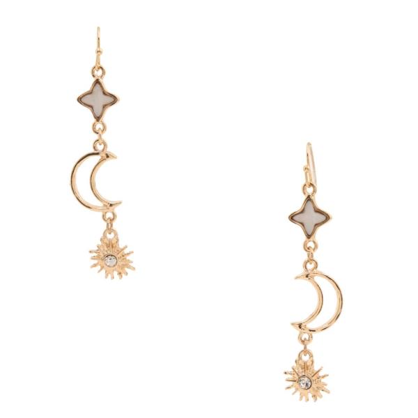 MOON STAR LINK DANGLE METAL EARRING