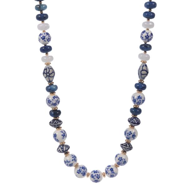 MIXED SHAPED CERAMIC BEAD SHORT NECKLACE