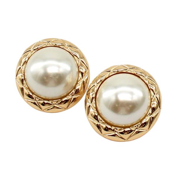 ROUND PEARL BEAD METAL EARRING