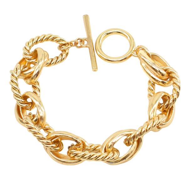 ROPE OVAL LINK TOGGLE CLASP BRACELET