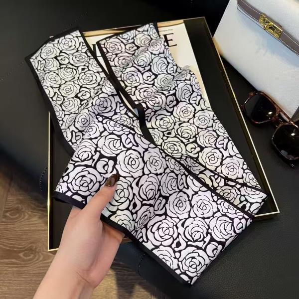 ROSE LINE ART PANEL PATTERN SILKY BANDANA SQUARE NECK SCARF