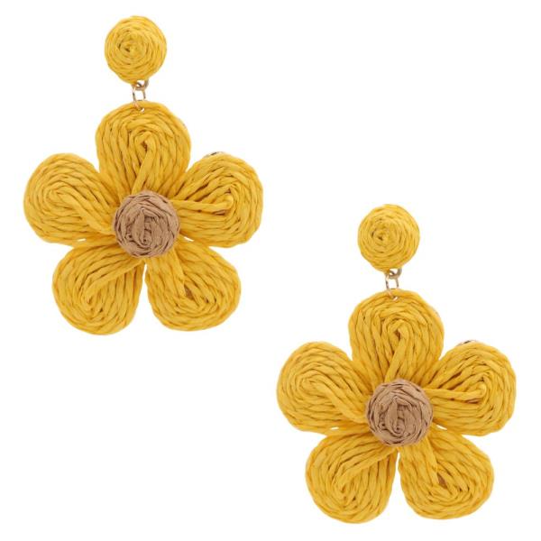 RAFFIA FLOWER DANGLE EARRING