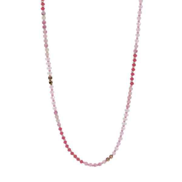 MULTI SHAPED RESIN BEAD MIXED SHORT NECKLACE