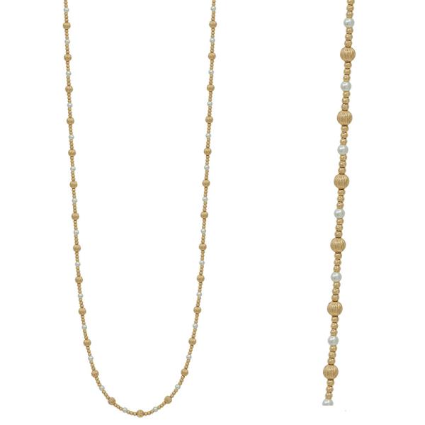 TEXTURED CCB BALL WITH PEARL LONG NECKLACE