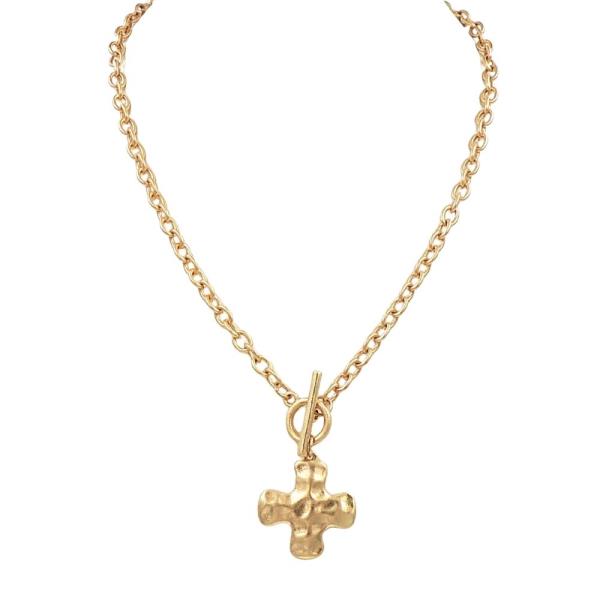CROSS PENDANT CHAIN NECKLACE