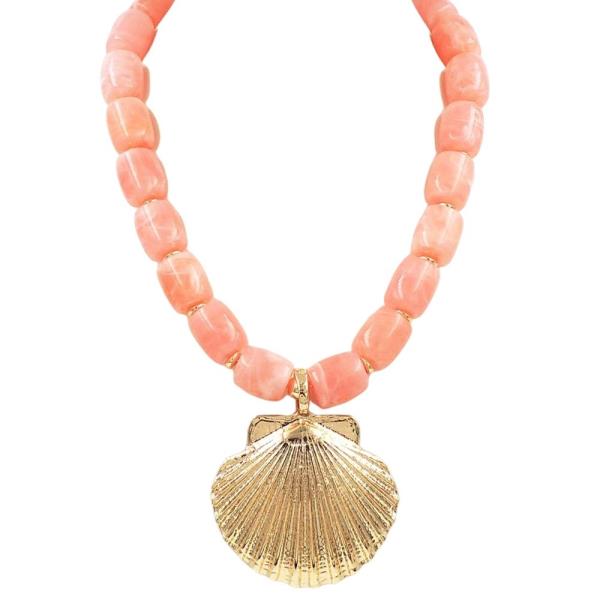 SHELL PENDANT BEAD NECKLACE