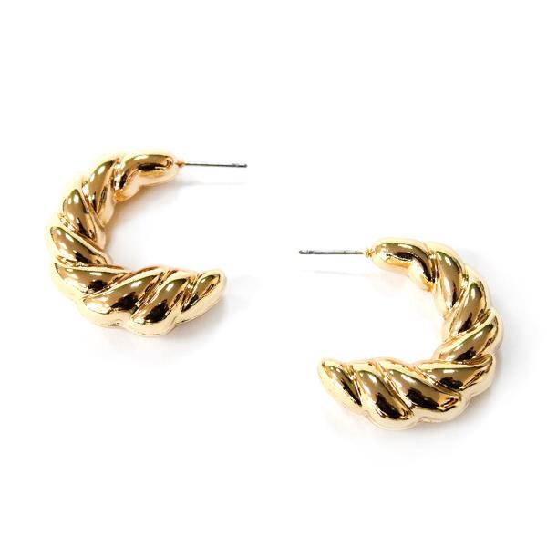 TWISTED ROPE METAL CURVED HOOP EARRING