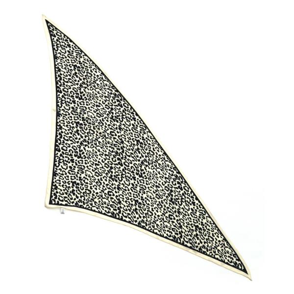ANIMAL PRINT TRIANGLE SCARF