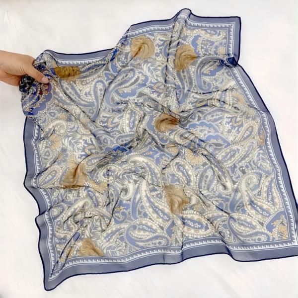 CLASSIC BOHO PRINT BANDANA - LIGHTWEIGHT FOR SPRING & SUMMER