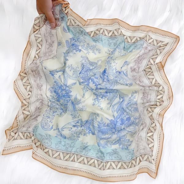 BLOOMING FLORAL SQUARE SCARF - SPRING & SUMMER STYLE