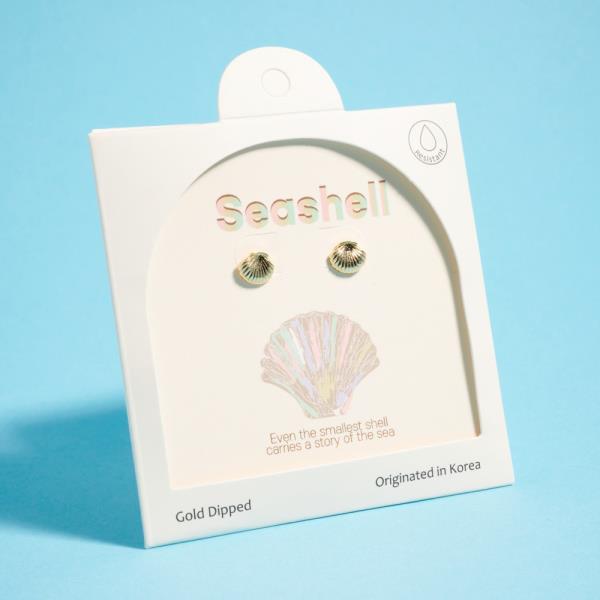 WATER RESISTANT SHELL SHAPED GOLD-DIPPED SILVER POST