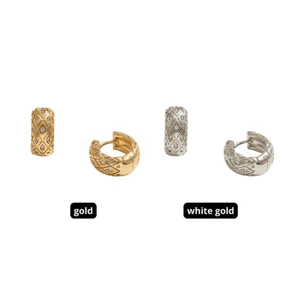 14K GOLD DIPPED CZ QUILTED DESIGN HUGGIE HOOP EARRING