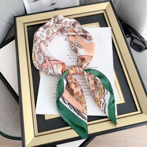 KEY & FLOWER PATTERN SILKY BANDANA SQUARE NECK SCARF