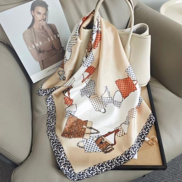 HANDBAG PATTERN SILKY BANDANA SQUARE NECK SCARF