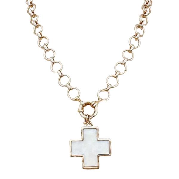 METAL CHAIN CROSS PENDANT NECKLACE