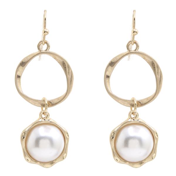 OPEN ROUND METAL PEARL EARRING
