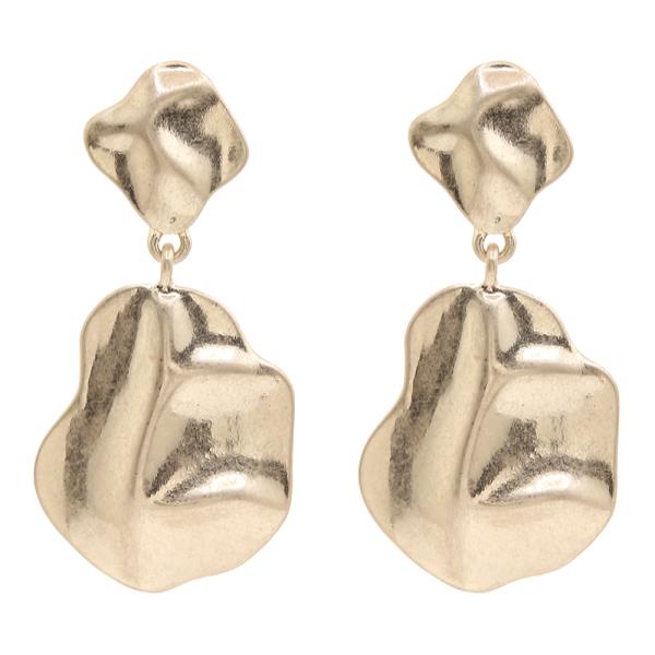 SHAPE METAL EARRING