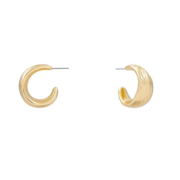 METAL PUFFY HOOP EARRING