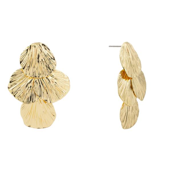 METAL SHELL POST EARRING