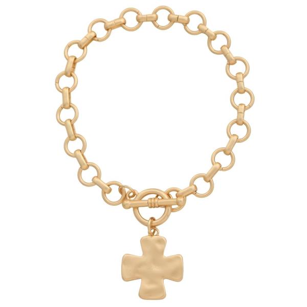 TOGGLE CHAIN CROSS CHARM BRACELET
