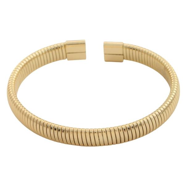 METAL CUFF BRACELET
