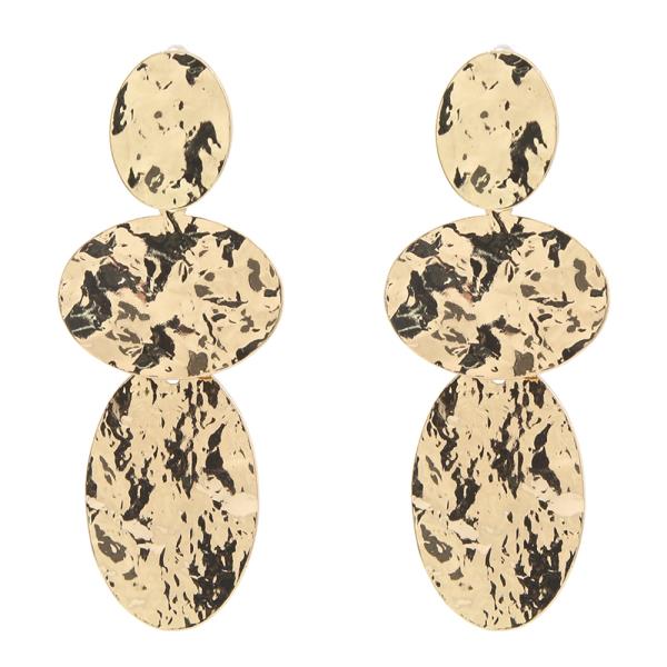SODAJO TRIPLE OVAL TEXTURED GOLD DIPPED EARRING
