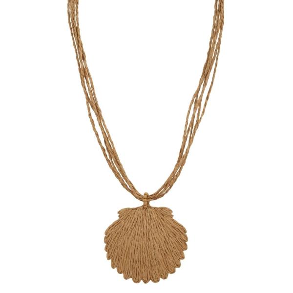 SHELL RAFFIA DISC PENDANT NECKLACE