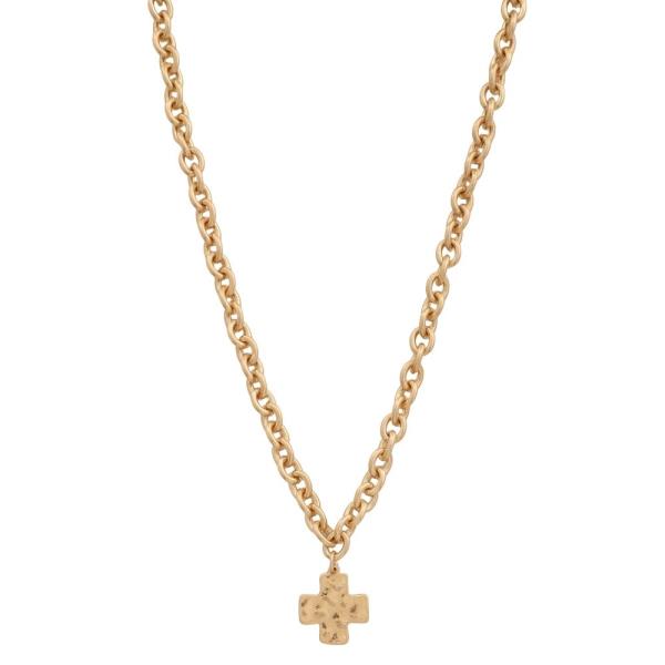 METAL CROSS PENDANT NECKLACE