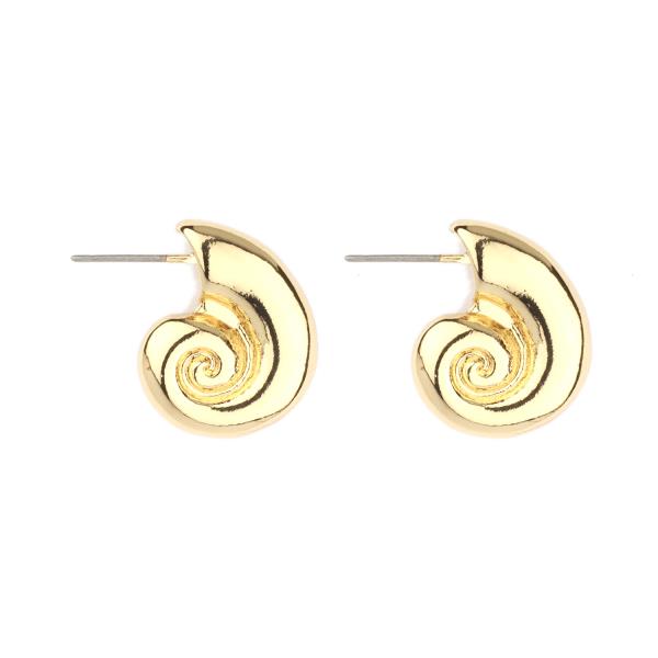 METAL SEA LIFE SHELL POST EARRING