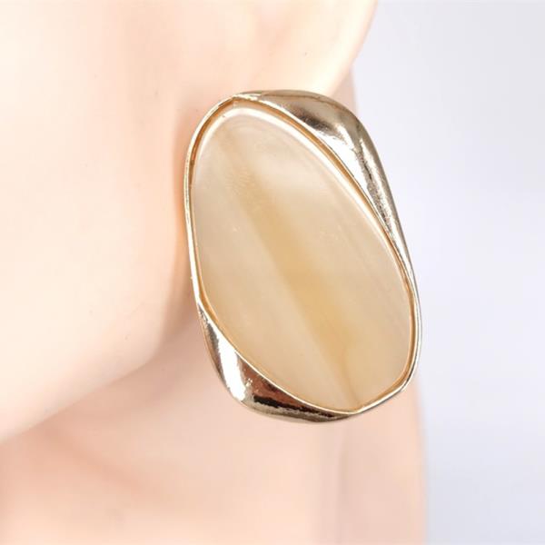 STONE OVAL STATEMENT EARRING