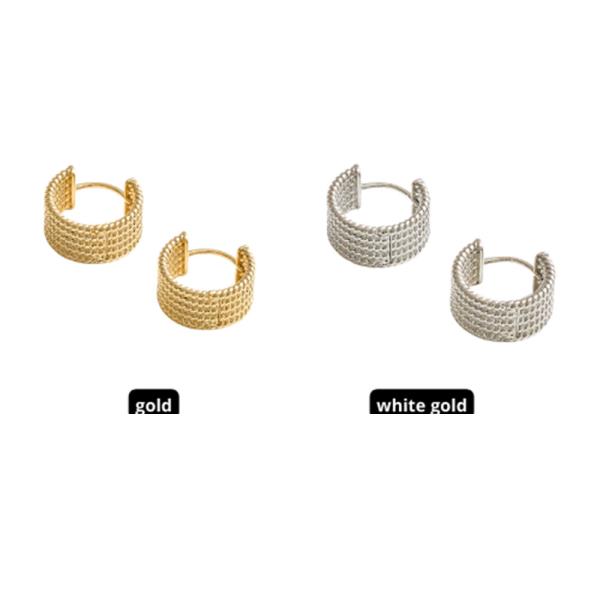 14K GOLD WHITE GOLD DIPPED TEXTURED WIDE HUGGIE HOOP EARRINGS