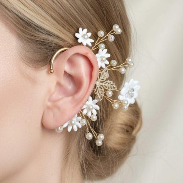 BOTANICAL FLOWER EAR CUFF WITH PEARLS