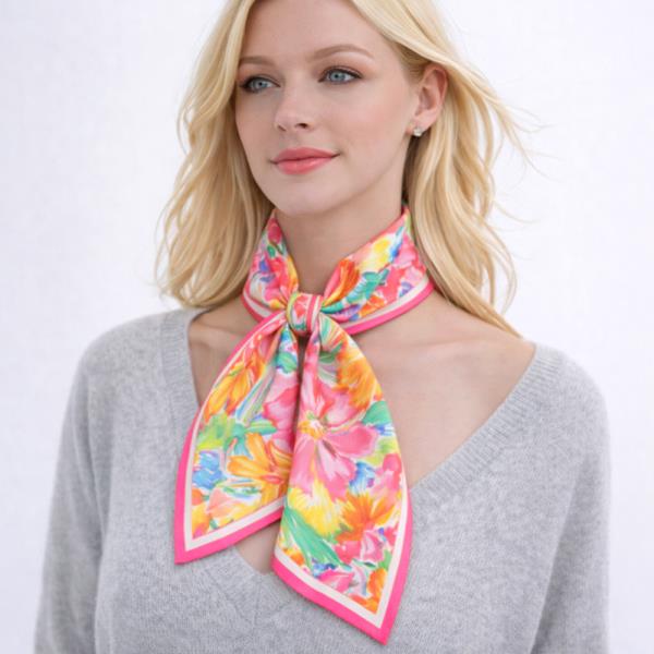 WATERCOLOR PRINT SQUARE SCARF
