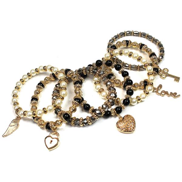 STRAND STRETCH W. HEART CHARM BRACELET