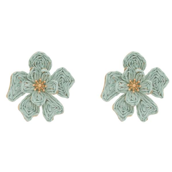 RAFFIA FLOWER STUD EARRING