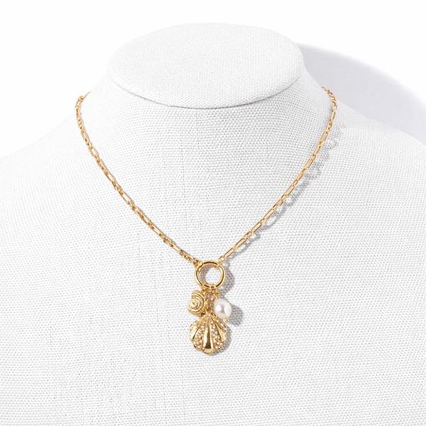 SHELL PEARL CHARM NECKLACE