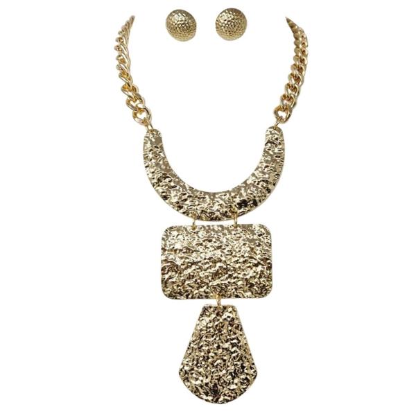 METAL PENDANT STATEMENT NECKLACE EARRING SET
