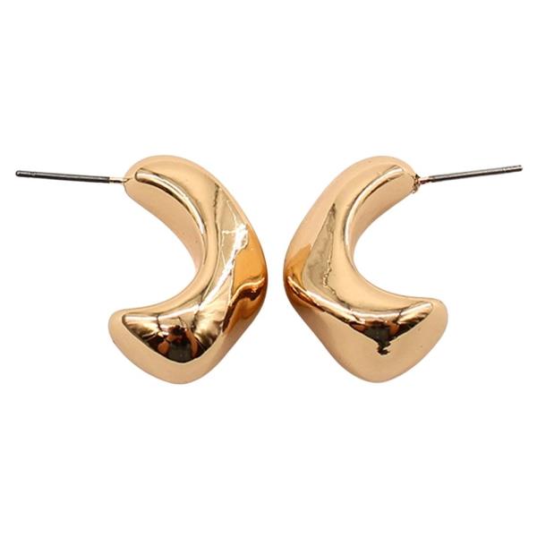 IRREGULAR SHAPE BOLD POST EARRINGS