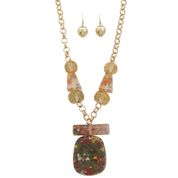 MULTI COLORED SHAPE PENDANT CHAIN LINK NECKLACE EARRING SET