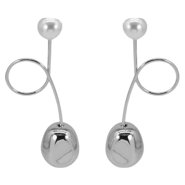 TWIST WIRE PEARL STATEMENT EARRING