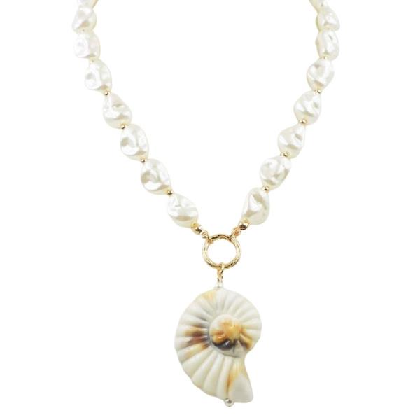 CERAMICS SHELL TOGGLE PEARL NECKLACE
