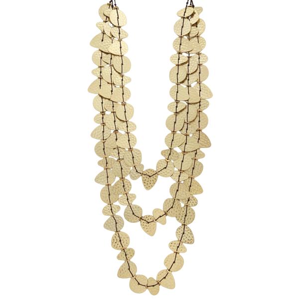 TEXTURED METAL DISC LAYER NECKLACE