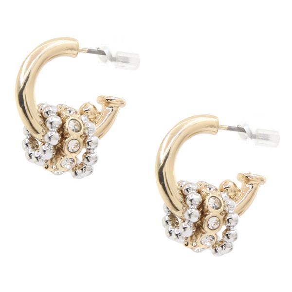 METAL OPEN DESIGN CRYSTAL BEAD DANGLE EARRING