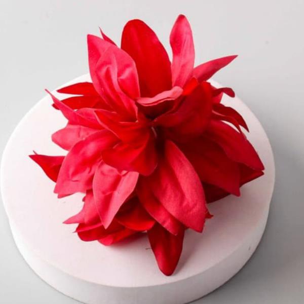 ARTIFICIAL LILIES POM HAIR CLAW CLIP