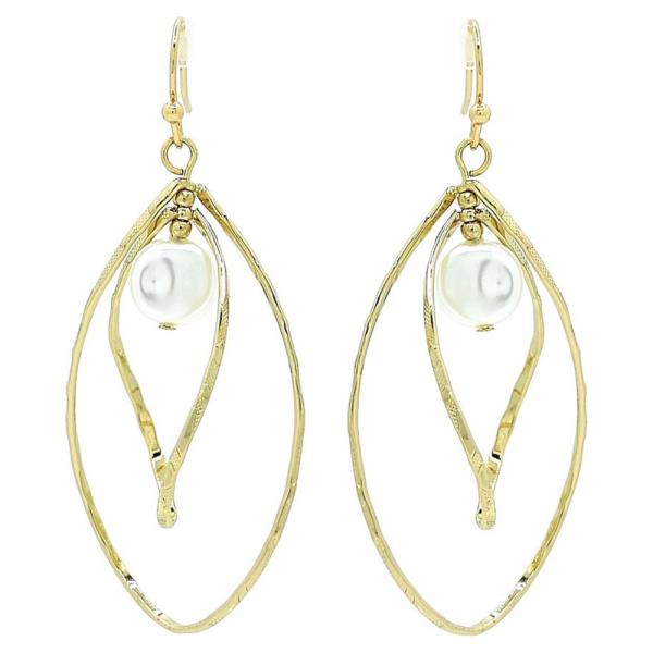 BOAT SHAPE METAL W. MOP EARRING