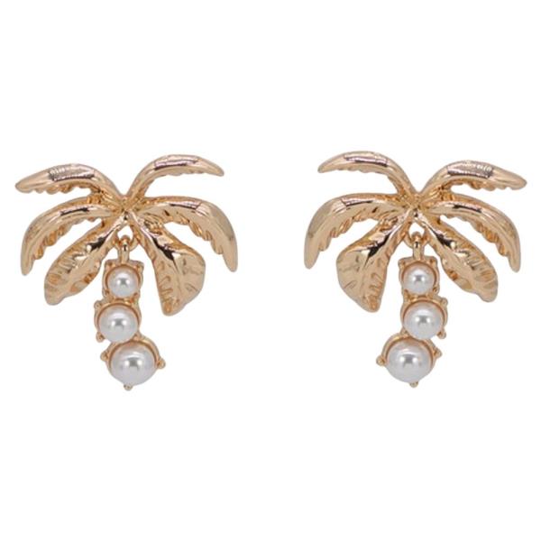 PALM TREE W PEARL EARRING