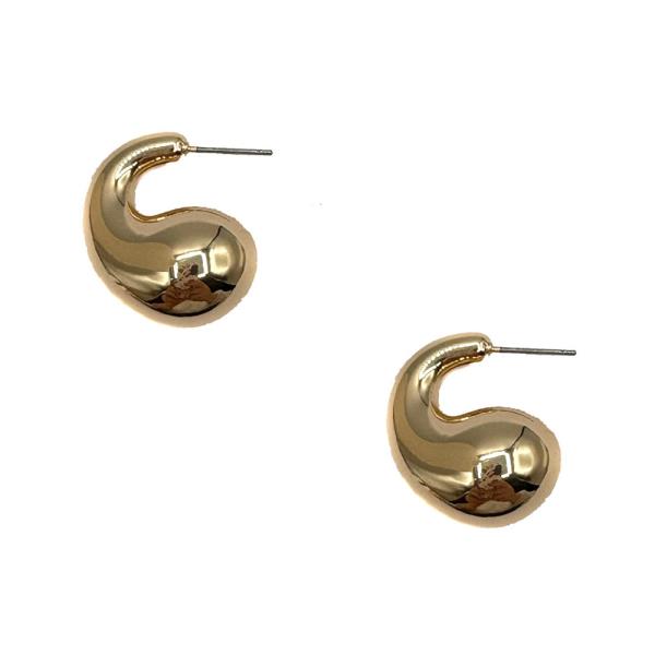 GOLD DROP EARRING