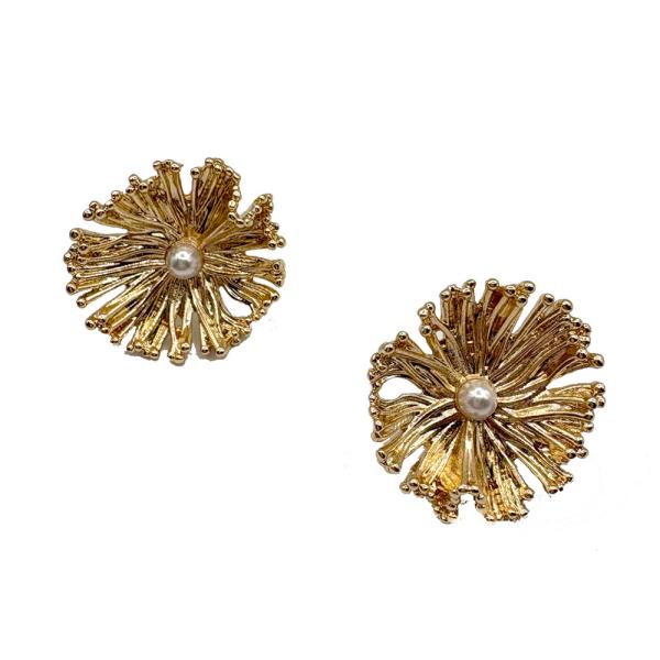 GOLD FLOWER POST EARRNG