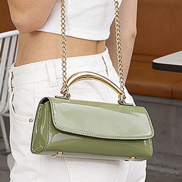 SMOOTH PATENT SHOULDER CROSSBODY BAG