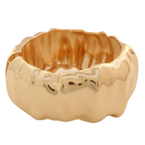 METAL HINGED BANGLE BRACELET